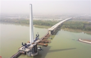 南京長江五橋：橋梁安全出新招，質量安全掃碼可見