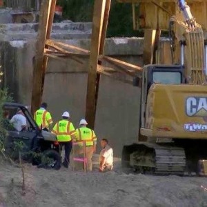 美國一座橋梁坍塌導致7人死傷